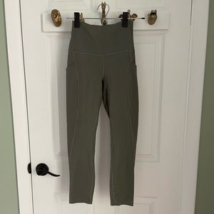 Lululemon Align high rise crop leggings with pockets
